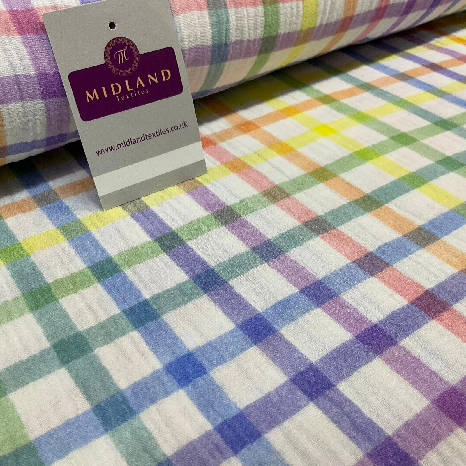 Printed Double gauze Fabric ideal for shirts, blouses Sold per Metre M1832